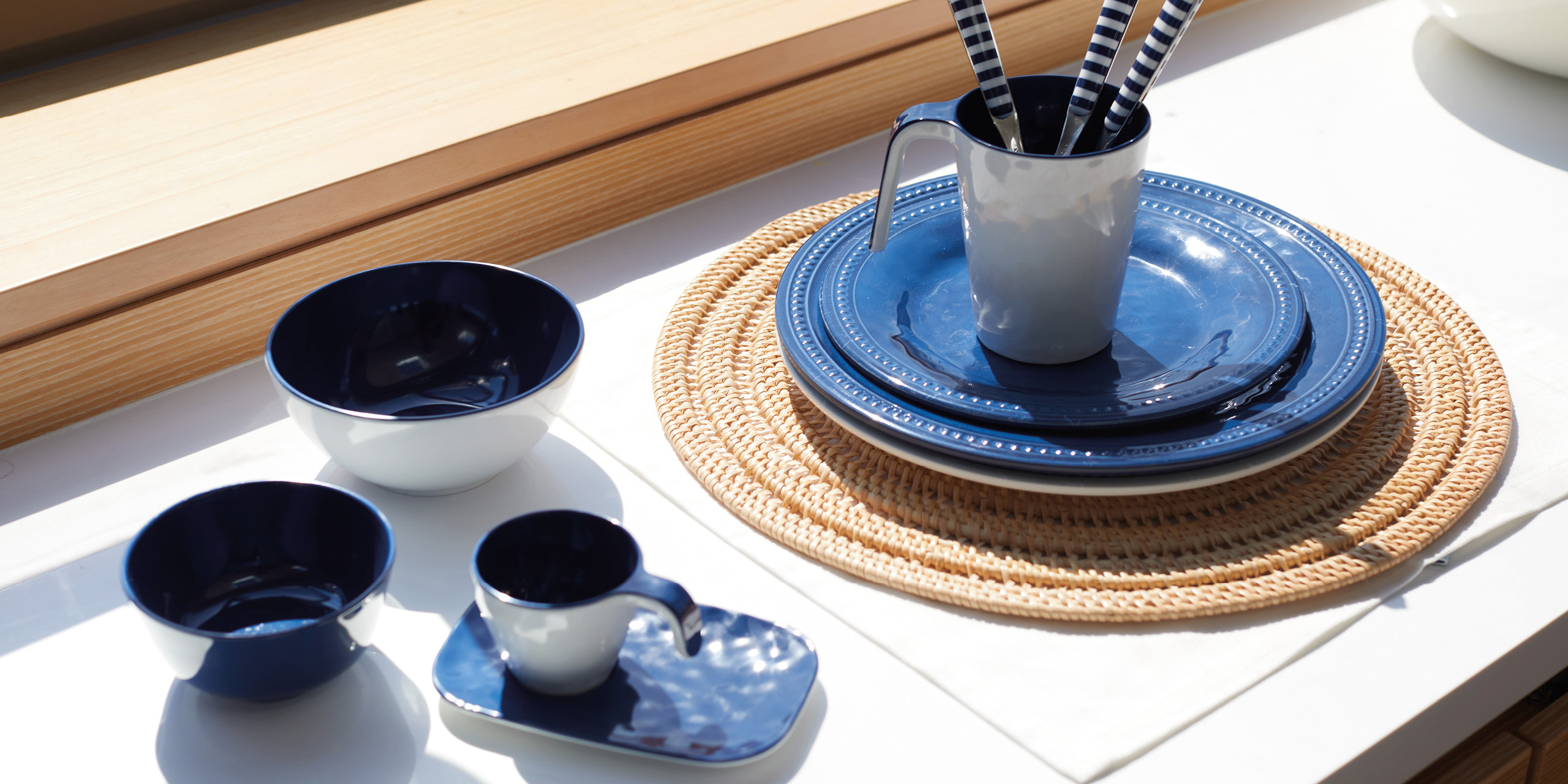 Campinggeschirr aus Melamin, Porzellan und Tritan oder Polycarbonat